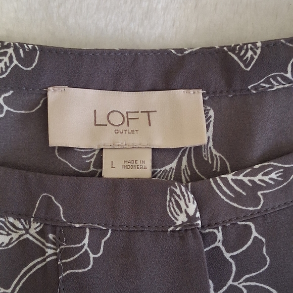 LOFT Floral Sleeveless Blouse - Charcoal - Picture 9 of 11